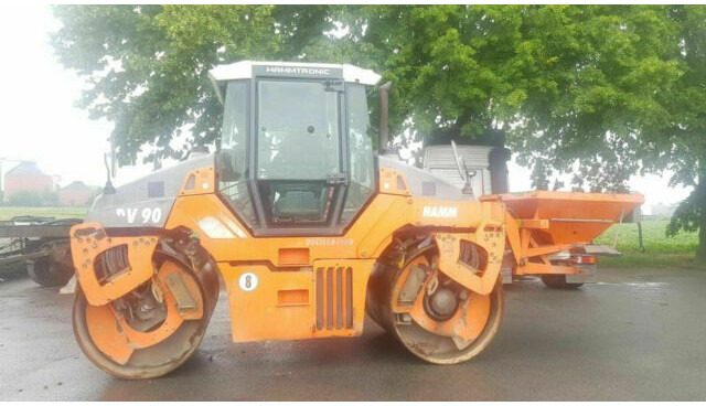 Hamm DV90 VO mit Streuer Klima Deutsche Maschine - Дорожній каток: фото 5 Hamm DV90 VO mit Streuer Klima Deutsche Maschine - Дорожній каток: фото 5