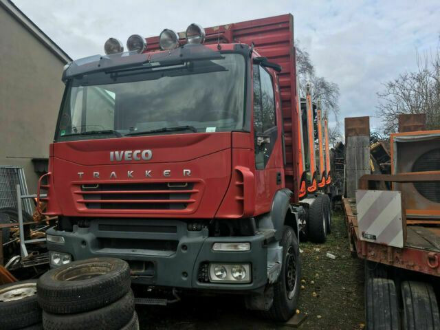 Iveco AD260T450PS 6x4 Blatt Blatt (E:5) - Лісовоз, Вантажівка з маніпулятором: фото 1 Iveco AD260T450PS 6x4 Blatt Blatt (E:5) - Лісовоз, Вантажівка з маніпулятором: фото 1
