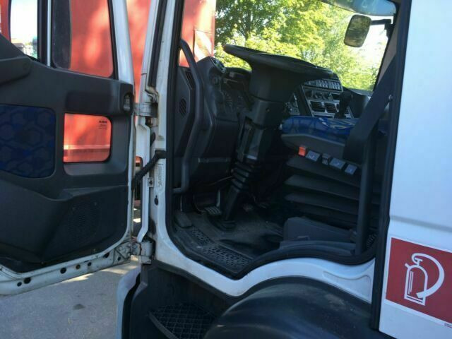 Iveco ML120 E22 Kühlkoffer LBW Deutsche Maschine - Рефрижератор вантажівка: фото 5 Iveco ML120 E22 Kühlkoffer LBW Deutsche Maschine - Рефрижератор вантажівка: фото 5