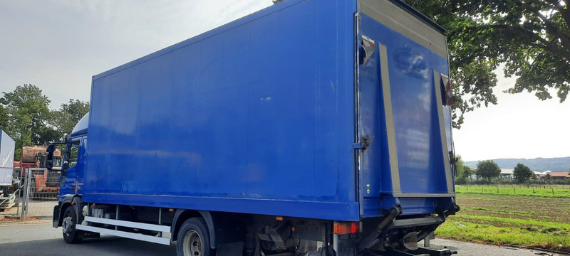 Iveco ML150E28 Koffer - Вантажівка з закритим кузовом: фото 4 Iveco ML150E28 Koffer - Вантажівка з закритим кузовом: фото 4
