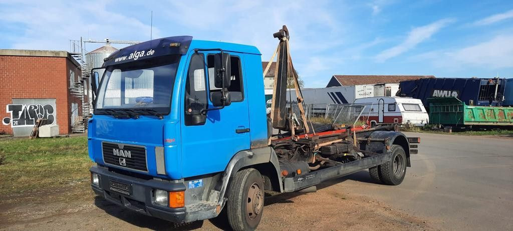 Гаковий мультиліфт вантажівка MAN L2000 Abrollkipper: фото 1