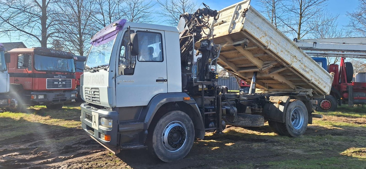 MAN TGM 18.220 4x2 3.S-Kipper mit Kran - Самоскид вантажівка, Вантажівка з маніпулятором: фото 2 MAN TGM 18.220 4x2 3.S-Kipper mit Kran - Самоскид вантажівка, Вантажівка з маніпулятором: фото 2
