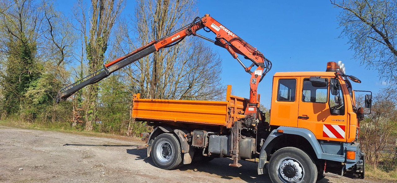 MAN TGM 18.240PS 4x4 3.S-Kipper mit Kran - Самоскид вантажівка, Вантажівка з маніпулятором: фото 3 MAN TGM 18.240PS 4x4 3.S-Kipper mit Kran - Самоскид вантажівка, Вантажівка з маніпулятором: фото 3