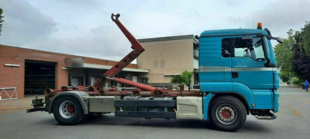 MAN TGS 18.440 Abroller mit Funk +Kran vor - Гаковий мультиліфт вантажівка, Вантажівка з маніпулятором: фото 3 MAN TGS 18.440 Abroller mit Funk +Kran vor - Гаковий мультиліфт вантажівка, Вантажівка з маніпулятором: фото 3