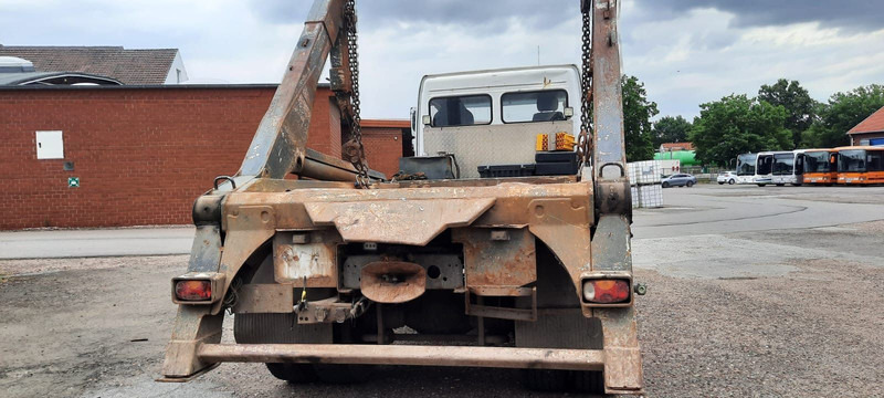 Mercedes-Benz 1833 Absetzkipper - Скіповий навантажувач вантажівка: фото 4 Mercedes-Benz 1833 Absetzkipper - Скіповий навантажувач вантажівка: фото 4