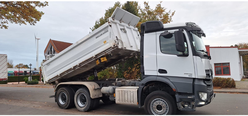 Mercedes-Benz 2648 3348 - Самоскид вантажівка: фото 2 Mercedes-Benz 2648 3348 - Самоскид вантажівка: фото 2