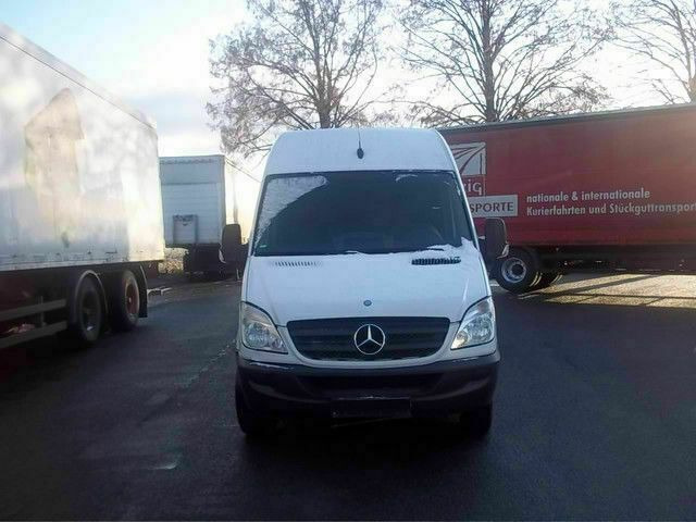 Mercedes-Benz 300-serie 311 Maxi Lang Hoch German Truck - Суцільнометалевий фургон: фото 1 Mercedes-Benz 300-serie 311 Maxi Lang Hoch German Truck - Суцільнометалевий фургон: фото 1