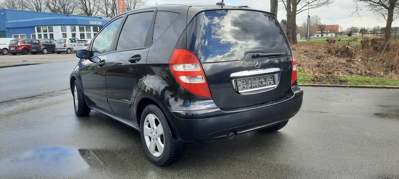 Mercedes-Benz A-Klasse 180 CDI AVANTGARDE - Легковий автомобіль: фото 4 Mercedes-Benz A-Klasse 180 CDI AVANTGARDE - Легковий автомобіль: фото 4