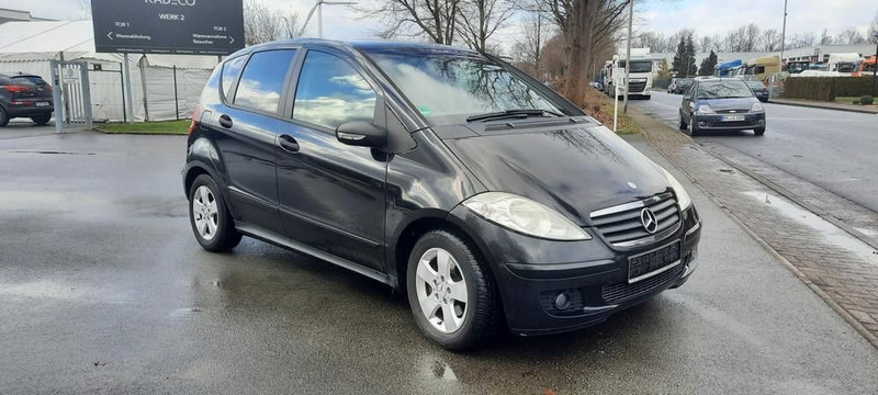 Mercedes-Benz A-Klasse 180 CDI AVANTGARDE - Легковий автомобіль: фото 2 Mercedes-Benz A-Klasse 180 CDI AVANTGARDE - Легковий автомобіль: фото 2