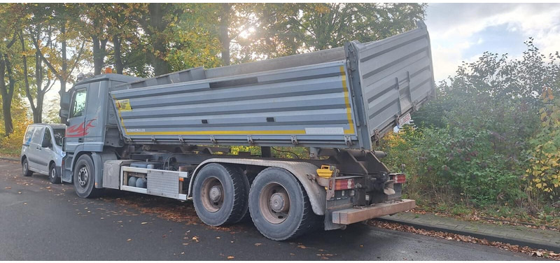 Mercedes-Benz Actros 2651 - Самоскид вантажівка: фото 3 Mercedes-Benz Actros 2651 - Самоскид вантажівка: фото 3