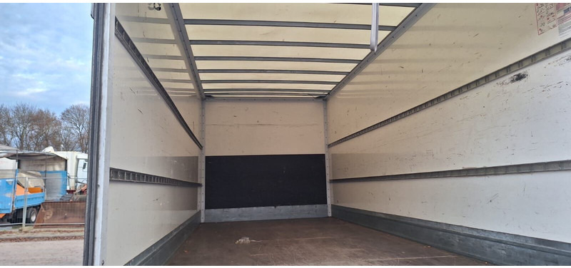 Mercedes-Benz Atego 816 - Вантажівка з закритим кузовом: фото 5 Mercedes-Benz Atego 816 - Вантажівка з закритим кузовом: фото 5