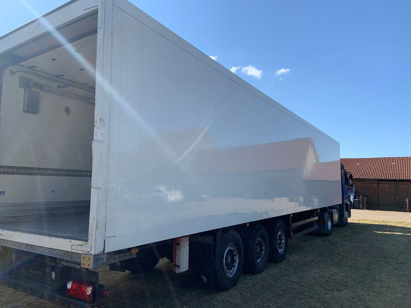 Schmitz Cargobull SKO 24 Tiefkühler 3Achser SAF - Рефрижератор напівпричіп: фото 2 Schmitz Cargobull SKO 24 Tiefkühler 3Achser SAF - Рефрижератор напівпричіп: фото 2