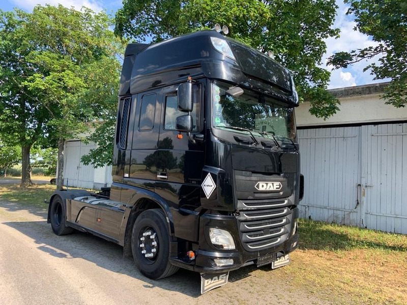 DAF XF 106/460 SSC Vollausstattung - Тягач: фото 1 DAF XF 106/460 SSC Vollausstattung - Тягач: фото 1