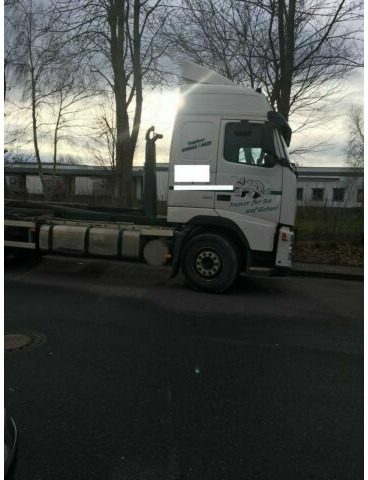 Volvo FH12-420 G.Haus 2xBett Klima Schaltgetriebe Reta - Гаковий мультиліфт вантажівка: фото 5 Volvo FH12-420 G.Haus 2xBett Klima Schaltgetriebe Reta - Гаковий мультиліфт вантажівка: фото 5