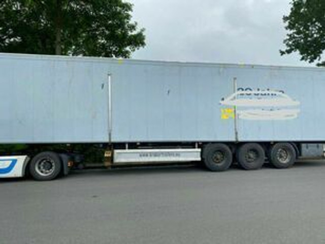 Kraker CF-Z Schubodenauflieger 90Kubik - З рухомою підлогою напівпричіп: фото 1 Kraker CF-Z Schubodenauflieger 90Kubik - З рухомою підлогою напівпричіп: фото 1