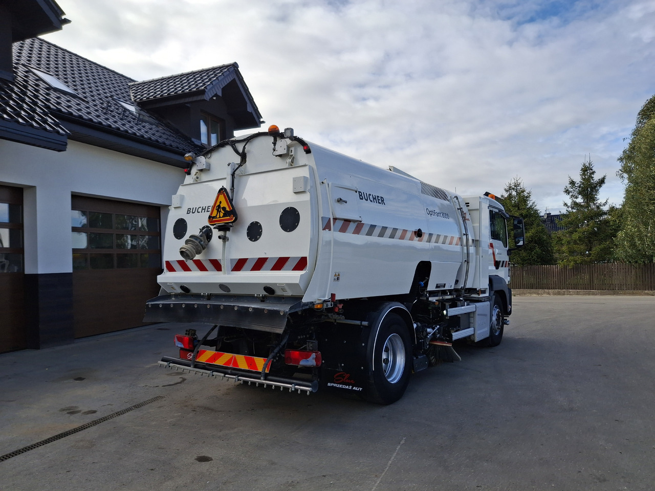 MAN TGS 18.320 Zamiatarka Kehrmaschine BUCHER OptiFant 8000 Karcher Euro 6 PM10 L/R Hochdruckreinigung - Підмітально-прибиральна машина: фото 4 MAN TGS 18.320 Zamiatarka Kehrmaschine BUCHER OptiFant 8000 Karcher Euro 6 PM10 L/R Hochdruckreinigung - Підмітально-прибиральна машина: фото 4