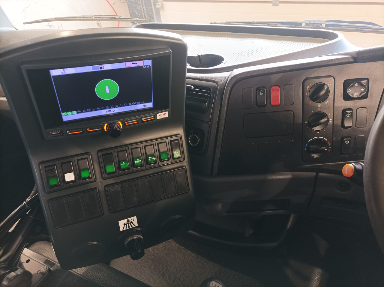 Підмітально-прибиральна машина MERCEDES-BENZ Atego 1018 Zamiatarka Kehrmaschine BUCHER Szczotki L/R PM10 2 Silniki 2012r: фото 20 Підмітально-прибиральна машина MERCEDES-BENZ Atego 1018 Zamiatarka Kehrmaschine BUCHER Szczotki L/R PM10 2 Silniki 2012r: фото 20