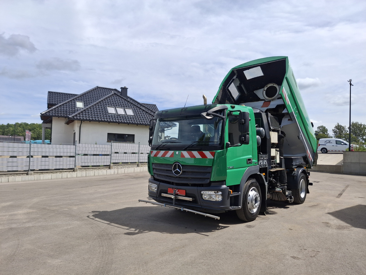 Підмітально-прибиральна машина MERCEDES-BENZ Atego 1523 Zamiatarka Kehrmaschine Schmidt SK600 Karcher 2 Motoren Euro 6 PM10 Rura Do Liści: фото 8