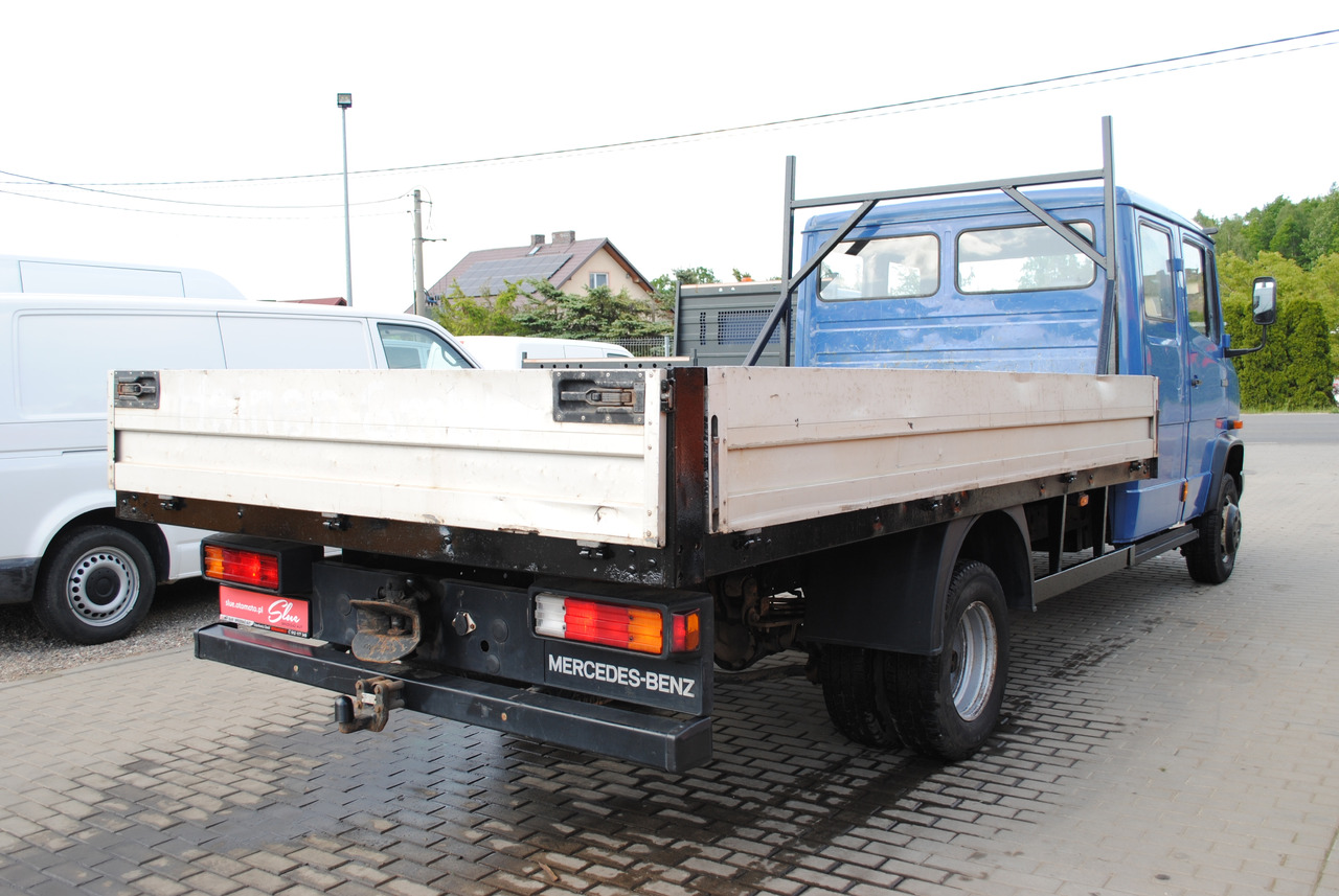 Mercedes-Benz 711D Doka Dubel Kabina Pritsche Doppelkabine - Бортова вантажівка/ Платформа: фото 4 Mercedes-Benz 711D Doka Dubel Kabina Pritsche Doppelkabine - Бортова вантажівка/ Платформа: фото 4