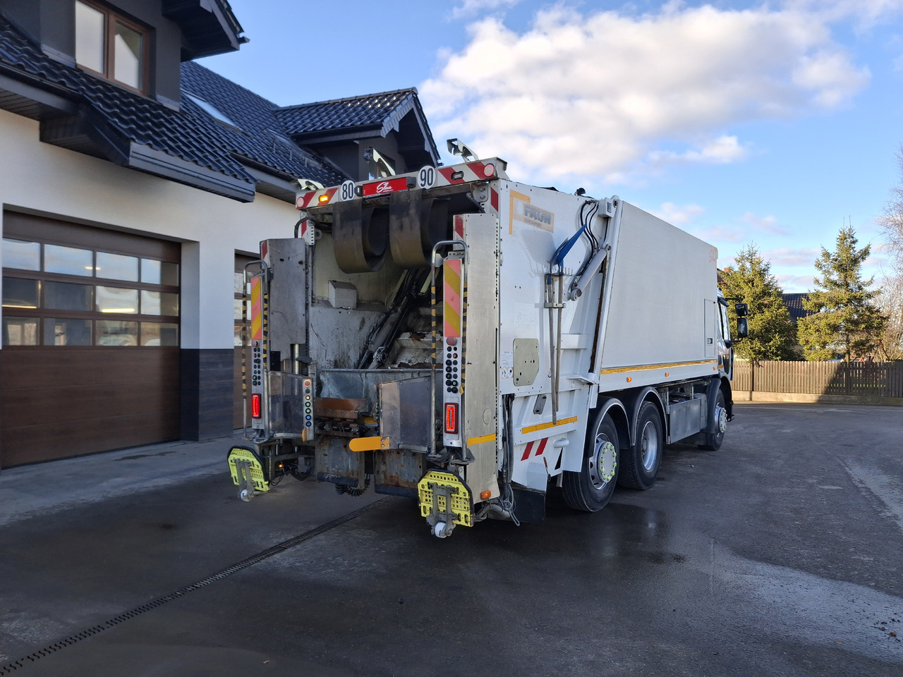 Renault D26 Śmieciarka Mullwagen Environnement VR5 LEV Euro 6 - Сміттєвози: фото 4 Renault D26 Śmieciarka Mullwagen Environnement VR5 LEV Euro 6 - Сміттєвози: фото 4