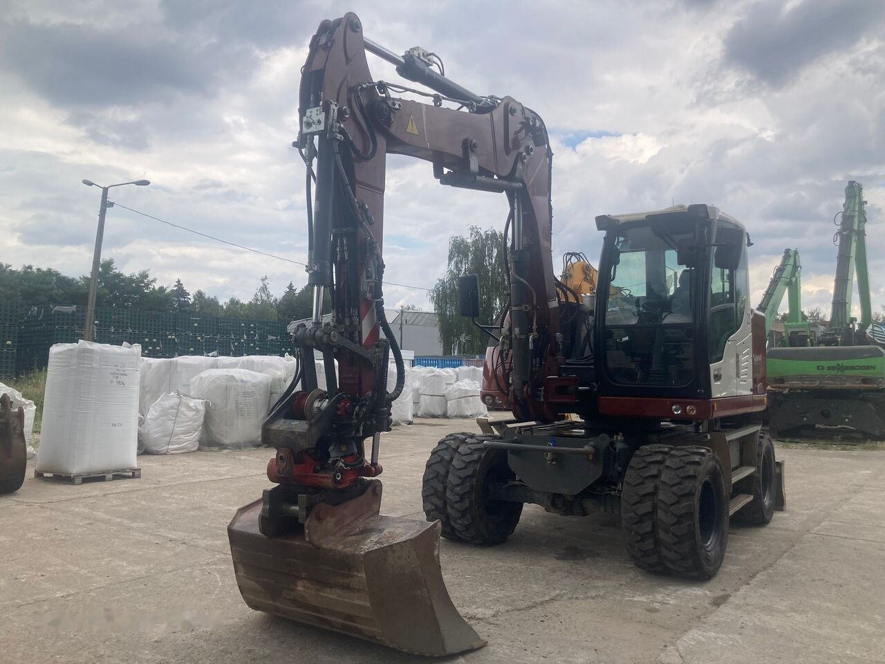 Liebherr A 912 Compact Rotator R4 - Колісний екскаватор: фото 4 Liebherr A 912 Compact Rotator R4 - Колісний екскаватор: фото 4