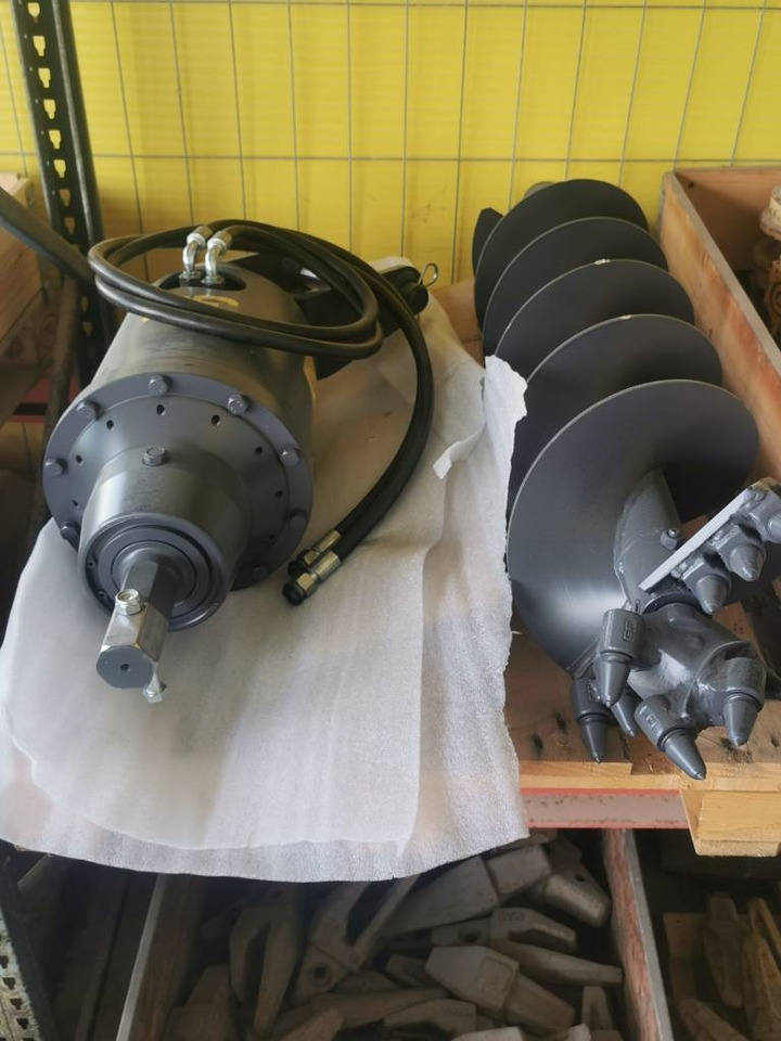 GF TR450 - Бурова установка: фото 1 GF TR450 - Бурова установка: фото 1