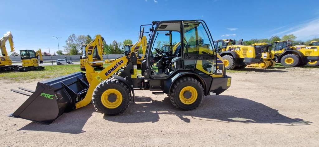 Komatsu WA 70 - Колісний навантажувач: фото 1 Komatsu WA 70 - Колісний навантажувач: фото 1
