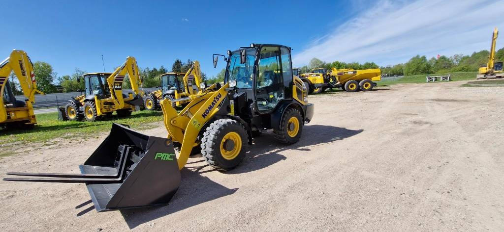 Komatsu WA 70 - Колісний навантажувач: фото 2 Komatsu WA 70 - Колісний навантажувач: фото 2