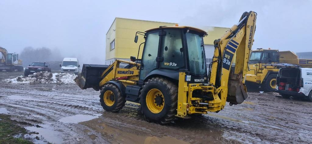 Komatsu WB 93 R-8 - Екскаватор-навантажувач: фото 4 Komatsu WB 93 R-8 - Екскаватор-навантажувач: фото 4