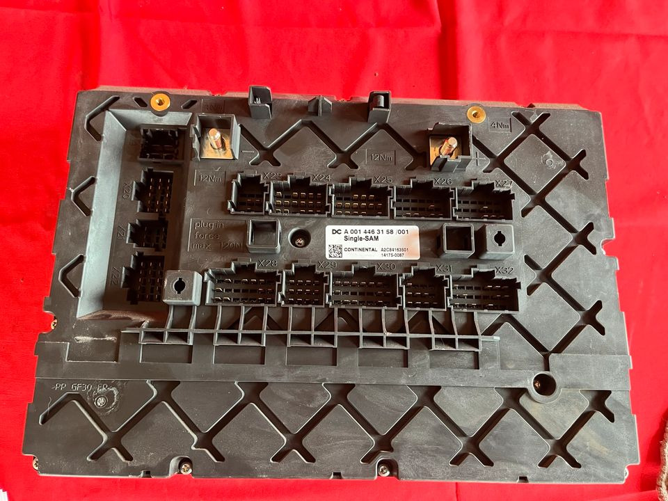Mercedes A 0014463158 Single SAM Steuergerät Control Unit - Запобіжник в категорії Вантажівки: фото 2 Mercedes A 0014463158 Single SAM Steuergerät Control Unit - Запобіжник в категорії Вантажівки: фото 2