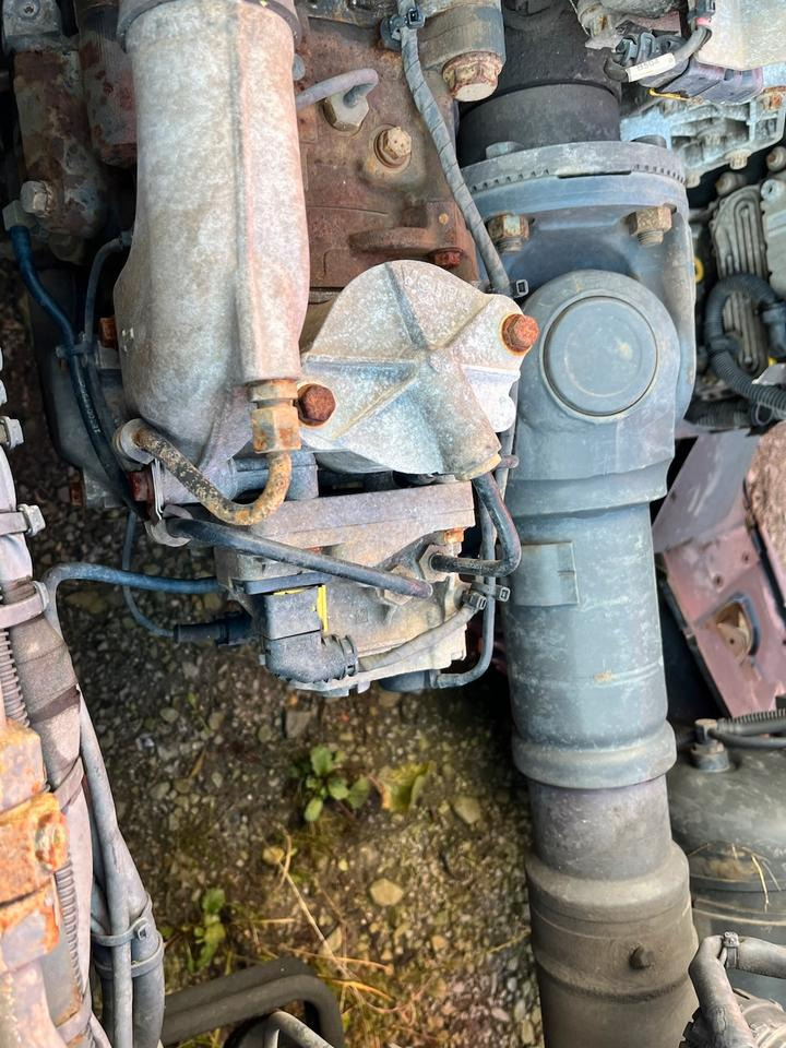 Запчастини Mercedes Actros Wasserretarder SWR Retarder Voith: фото 1