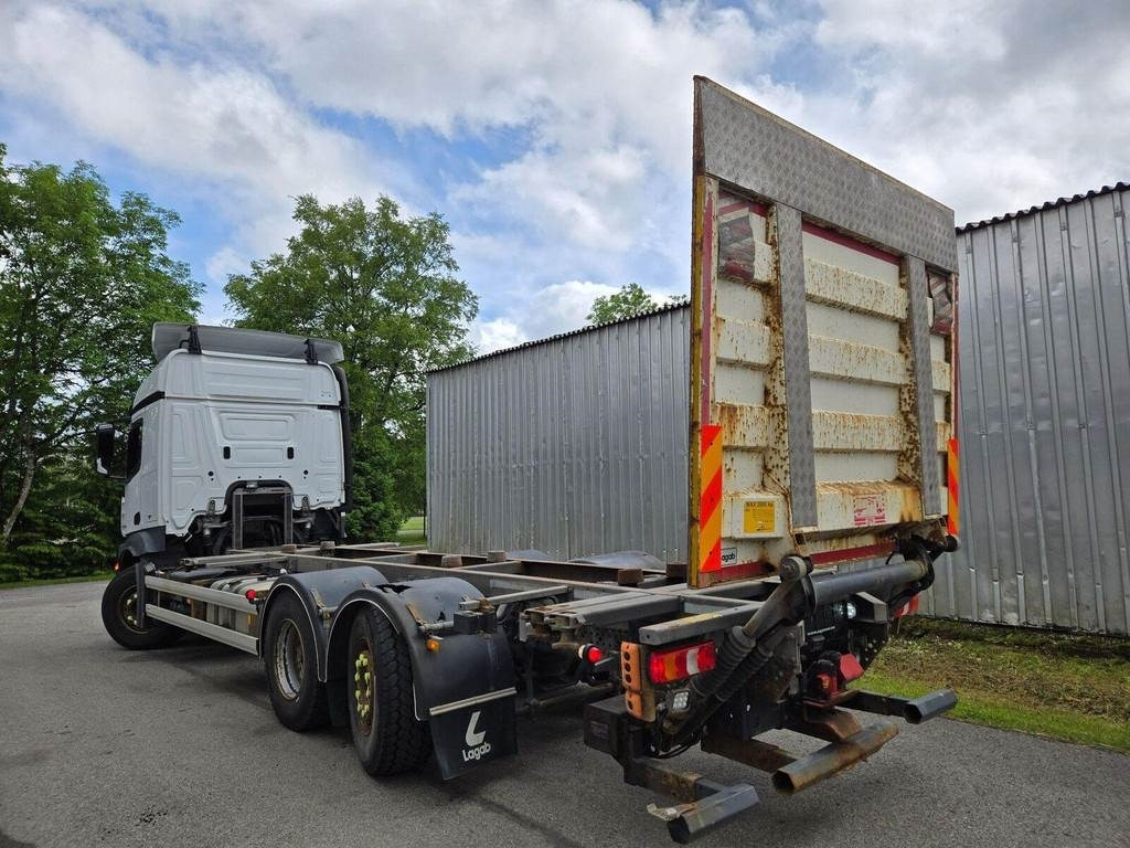 Mercedes-Benz ACTROS 2553 6X2 LAGAB - Контейнеровоз/ Змінний кузов вантажівка: фото 2 Mercedes-Benz ACTROS 2553 6X2 LAGAB - Контейнеровоз/ Змінний кузов вантажівка: фото 2