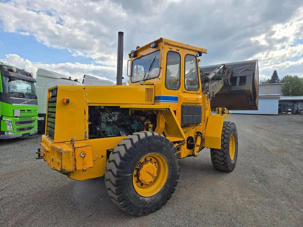 Volvo 4200B - Колісний навантажувач: фото 3 Volvo 4200B - Колісний навантажувач: фото 3