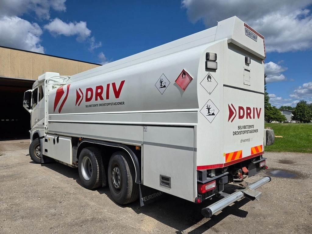 Volvo FH540 6x2 ADR - Вантажівка цистерна: фото 2 Volvo FH540 6x2 ADR - Вантажівка цистерна: фото 2