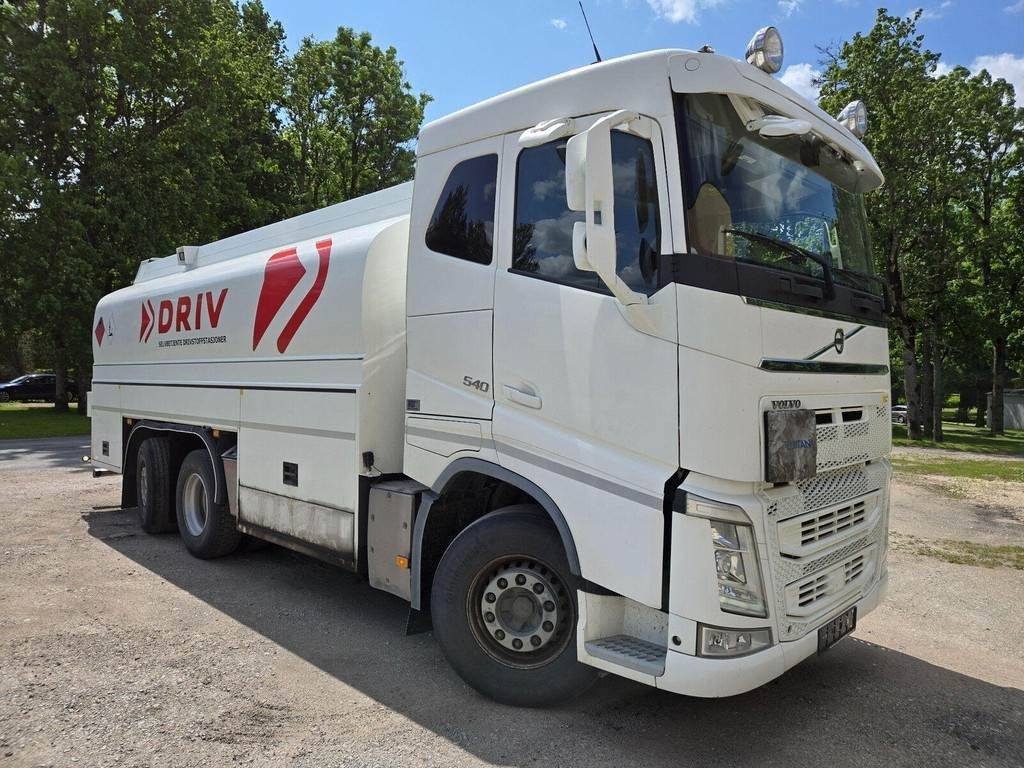 Volvo FH540 6x2 ADR - Вантажівка цистерна: фото 5 Volvo FH540 6x2 ADR - Вантажівка цистерна: фото 5