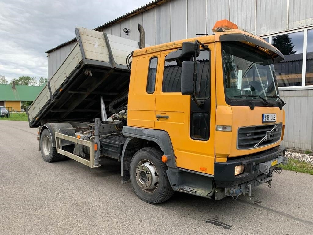 Volvo FL615 + HIAB 027-2 - Самоскид вантажівка: фото 5 Volvo FL615 + HIAB 027-2 - Самоскид вантажівка: фото 5
