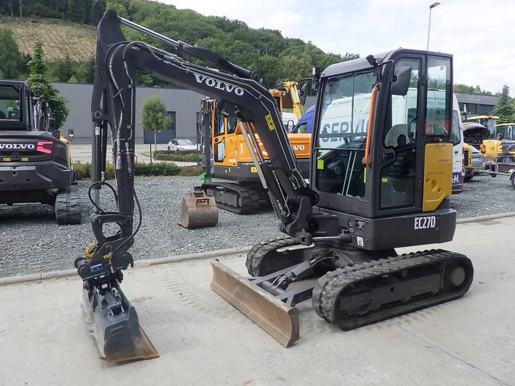 Volvo EC 27 D - Міні-екскаватор: фото 1 Volvo EC 27 D - Міні-екскаватор: фото 1