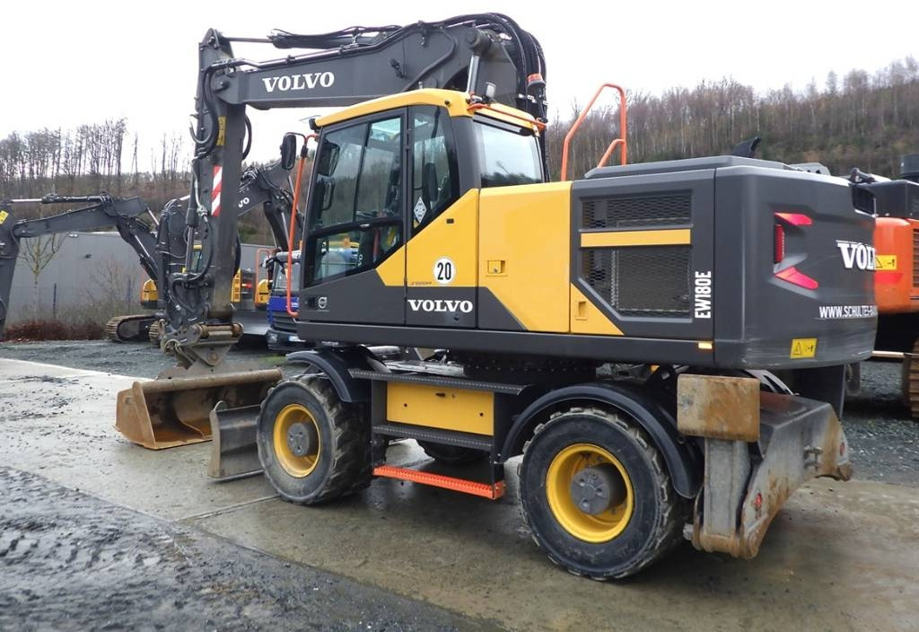 Колісний екскаватор Volvo EW 180 E: фото 7