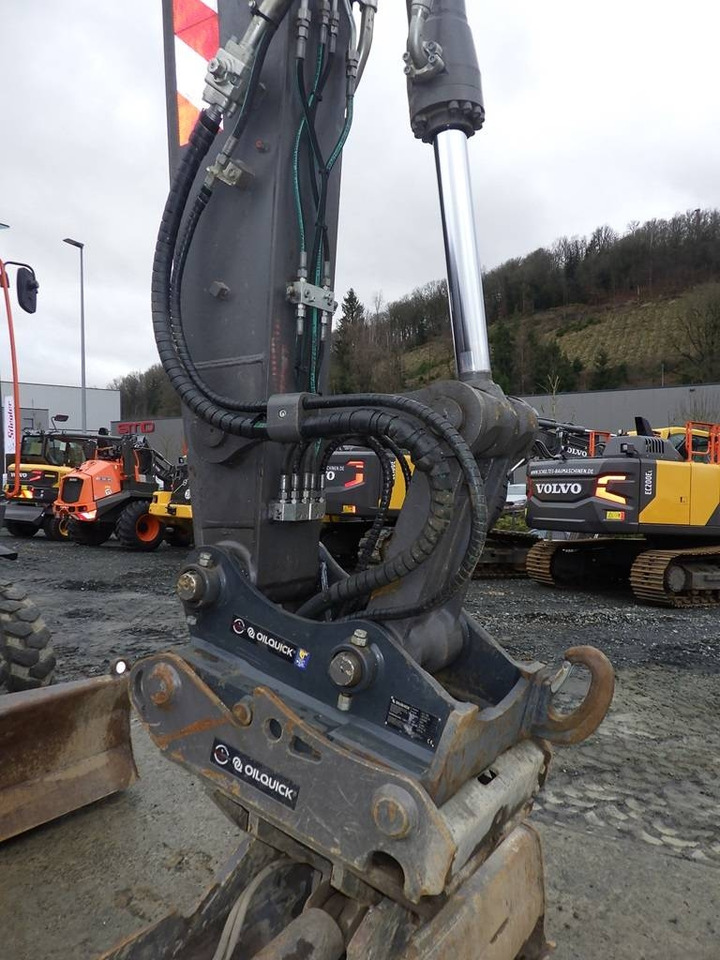 Колісний екскаватор Volvo EW 180 E: фото 8