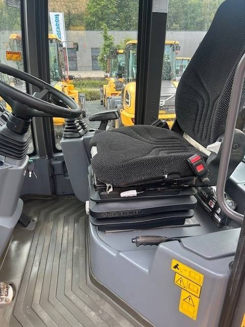 Volvo L 30 G - Колісний навантажувач: фото 5 Volvo L 30 G - Колісний навантажувач: фото 5