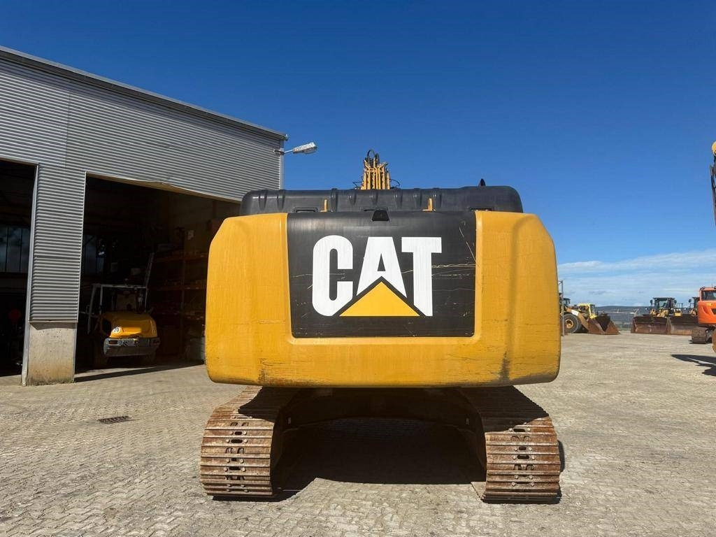 CAT 326 F LN - Гусеничний екскаватор: фото 4 CAT 326 F LN - Гусеничний екскаватор: фото 4