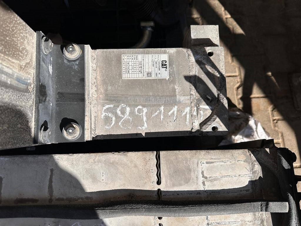 CAT 589-1115 - Ölkühler - Радіатор в категорії Будівельна техніка: фото 1 CAT 589-1115 - Ölkühler - Радіатор в категорії Будівельна техніка: фото 1