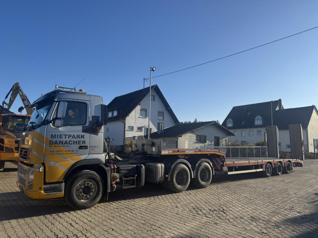 VOLVO FH500EV with Faymonville F-S43-1A1Y - Тягач: фото 1 VOLVO FH500EV with Faymonville F-S43-1A1Y - Тягач: фото 1