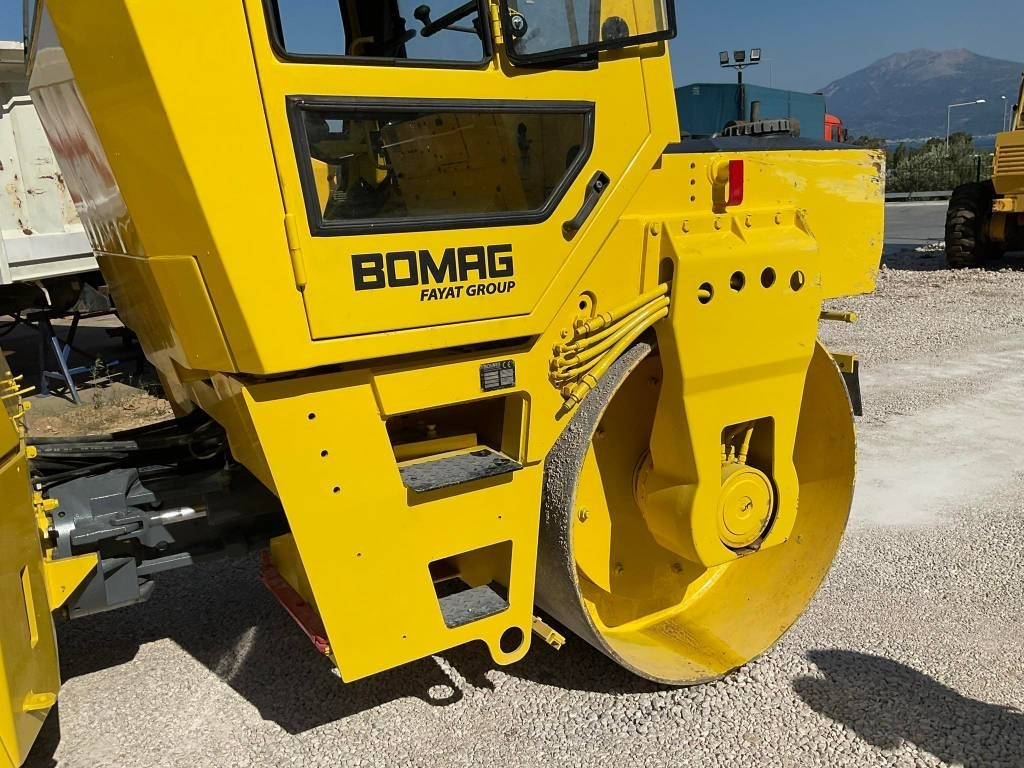 Дорожній каток Bomag BW161AD-2: фото 6 Дорожній каток Bomag BW161AD-2: фото 6