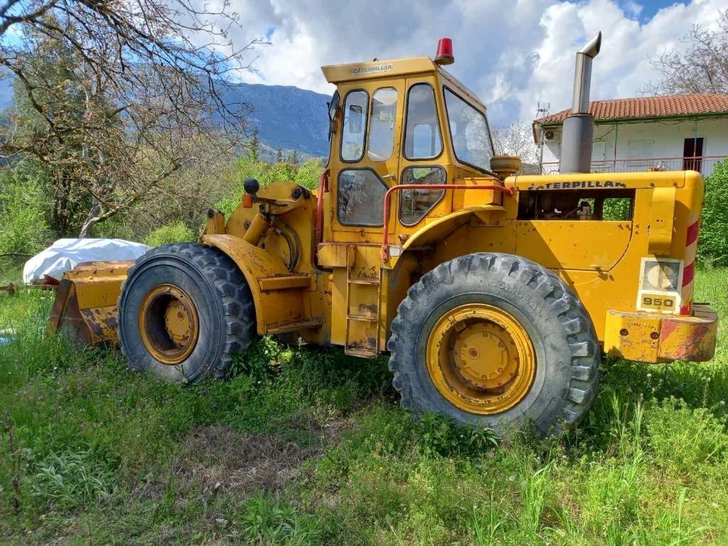 CAT 950 C - Колісний навантажувач: фото 1 CAT 950 C - Колісний навантажувач: фото 1