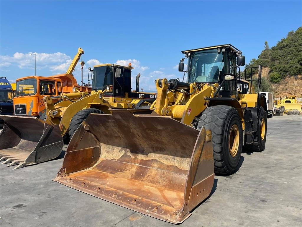 CAT 966K - Колісний навантажувач: фото 4 CAT 966K - Колісний навантажувач: фото 4
