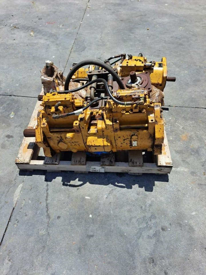 HYDRAULIC PUMPS AND ROTATION HYDROMOTOR FOR CAT 38 - Гідронасос в категорії Будівельна техніка: фото 1 HYDRAULIC PUMPS AND ROTATION HYDROMOTOR FOR CAT 38 - Гідронасос в категорії Будівельна техніка: фото 1