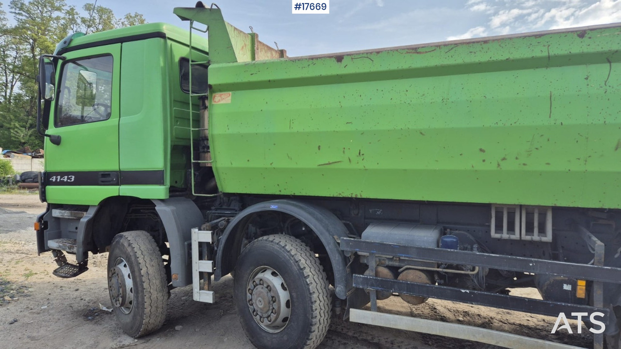 Самоскид вантажівка 2002 Mercedes-Benz Actros 4143 8x8: фото 17