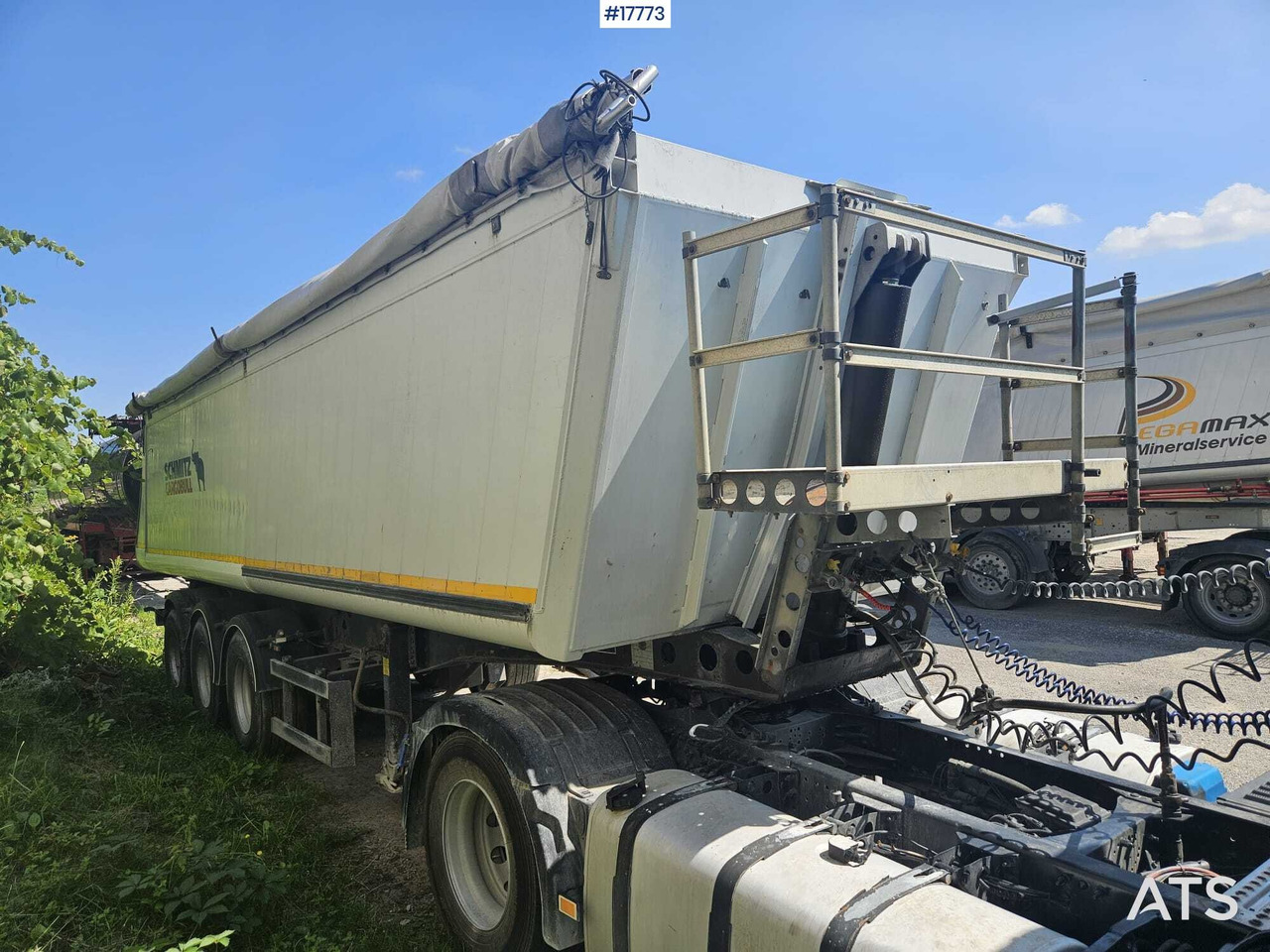 2010 Schmitz Gotcha SKI 24 - Самоскид напівпричіп: фото 4 2010 Schmitz Gotcha SKI 24 - Самоскид напівпричіп: фото 4