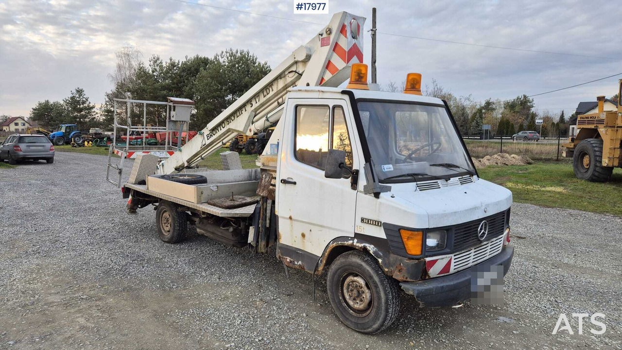 BRONTO SKYLIFT basket lift on Mercedes-Benz 308D chassis (1992) - Автовишка: фото 3 BRONTO SKYLIFT basket lift on Mercedes-Benz 308D chassis (1992) - Автовишка: фото 3